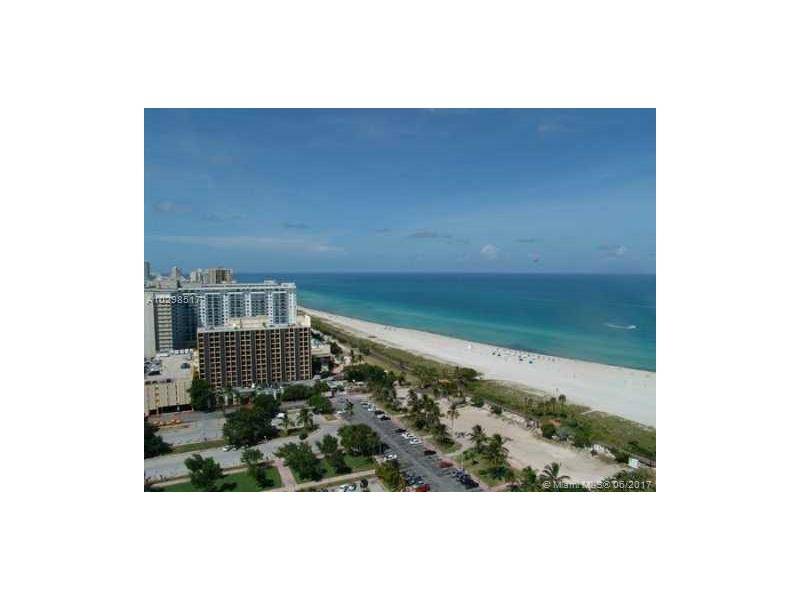 Great corner 2 bedroom residence with amazing views of Biscayne Bay