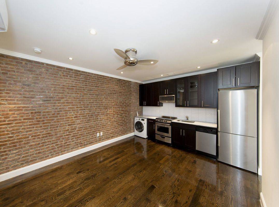 Park Slope: Luxury 4 Bedroom Apartment