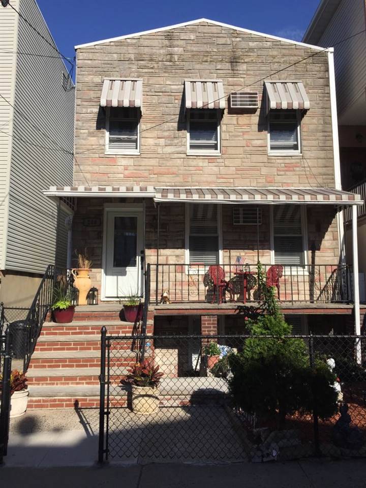 Beautiful One family home in the great area of Jersey City Heights