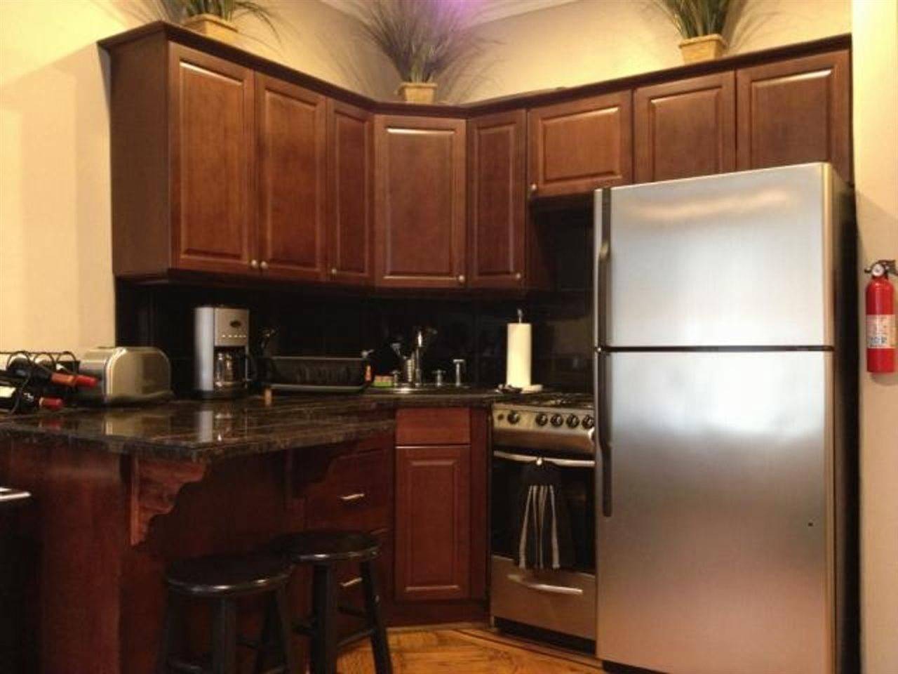 1st floor unit in desired area of North Bergen close to transportation