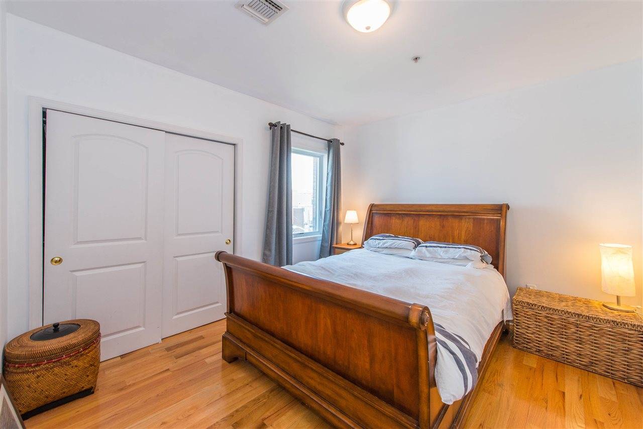 Enjoy this beautiful - 2 BR New Jersey