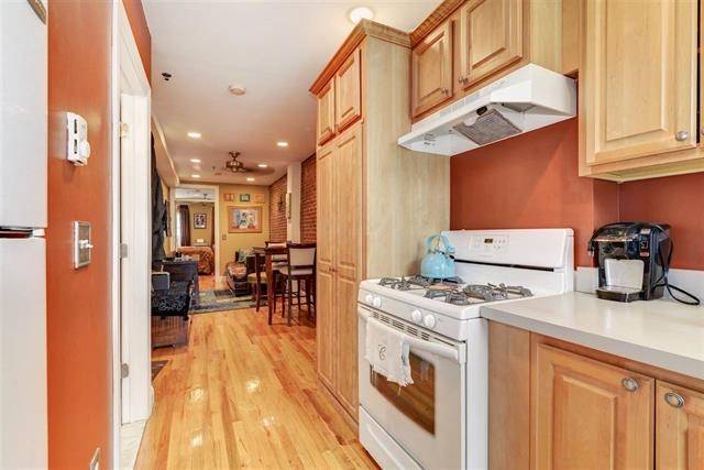Perfectly located in downtown Hoboken - 1 BR New Jersey