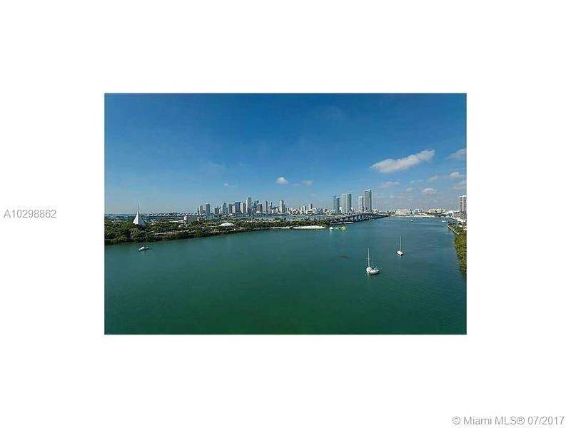 Beautiful two-bedroom unit with views from the south and west (Bay & Downtown Miami view)