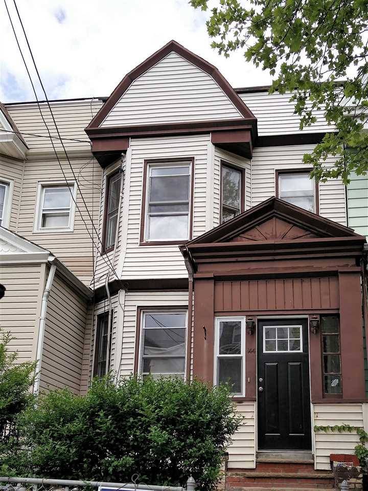 Beautiful renovated 3 bed and 1 - 3 BR New Jersey