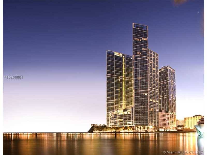 One of the best floor plans of Brickell Avenue facing East