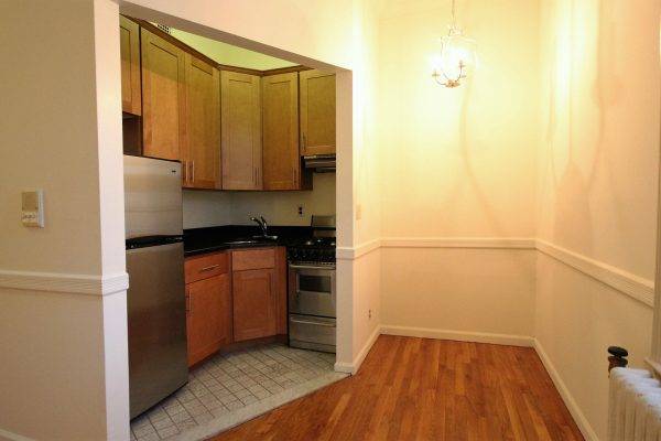 Charming And Bright Studio Apartment on Upper West Side - One Month Free