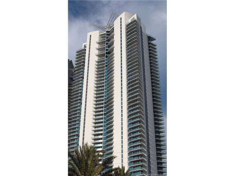 Beautiful condo with unobstructed view to the ocean
