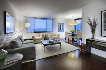 HEART OF FINANCIAL DISTRICT-- GREAT VIEWS-- LUXURY CONDOMINIUM--POOL --GYM--LARGE TWO BEDROOMS --TWO BATHS