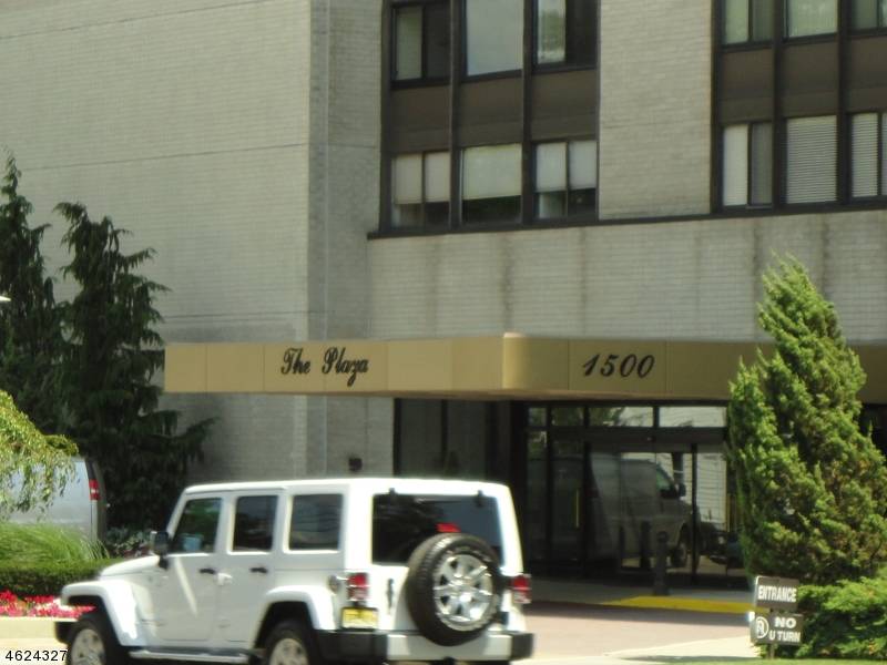 2 BR Hi - rise New Jersey