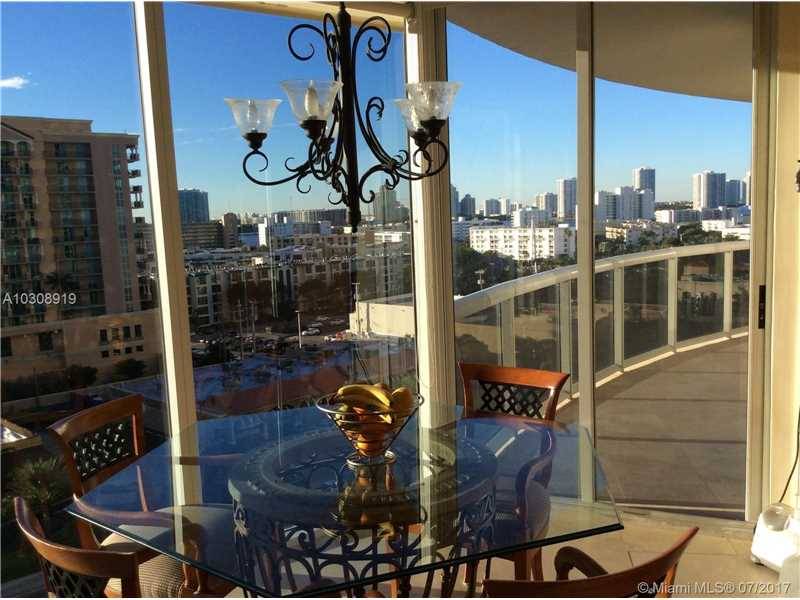 Beautifully decorated - THE PINNACLE CONDO 3 BR Highrise Sunny Isles Miami