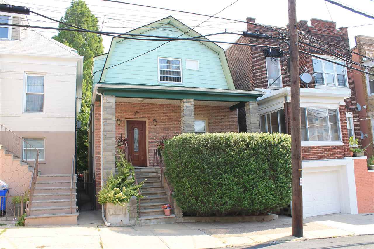 Very well maintained one family home in North Bergen's desirable Woodcliff Section