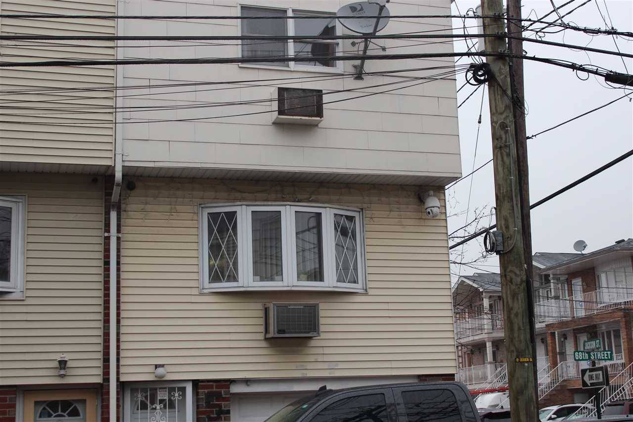 MODERN HOME W/ UPDATES - 4 BR New Jersey