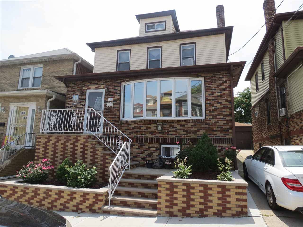 Beautiful 1 family home in the heart of North Bergen a block from James Braddock park