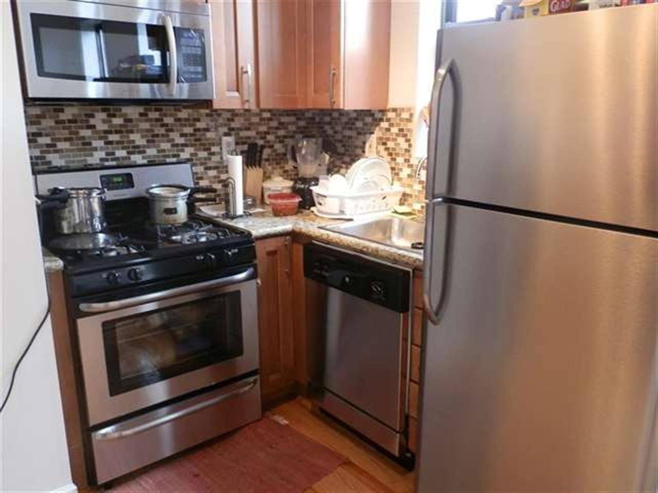 Owner Pays 1/2 Fee - 1 BR New Jersey