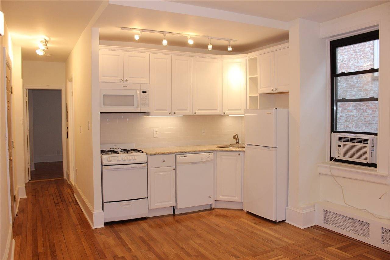 1/2 Fee Paid - 1 BR New Jersey