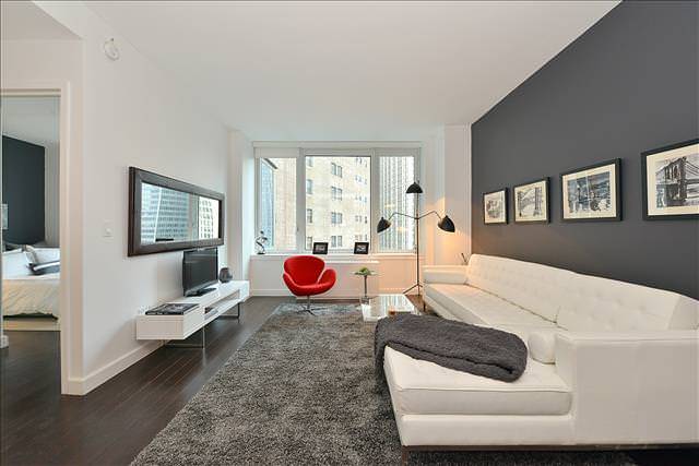 No Broker Fee ! Gorgeous large one bedroom (can easily convert to two bedrooms <> Seaport District...