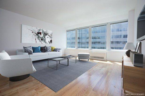 SEAPORT DISTRICT Oversized Duplex with Home Office, 2BA