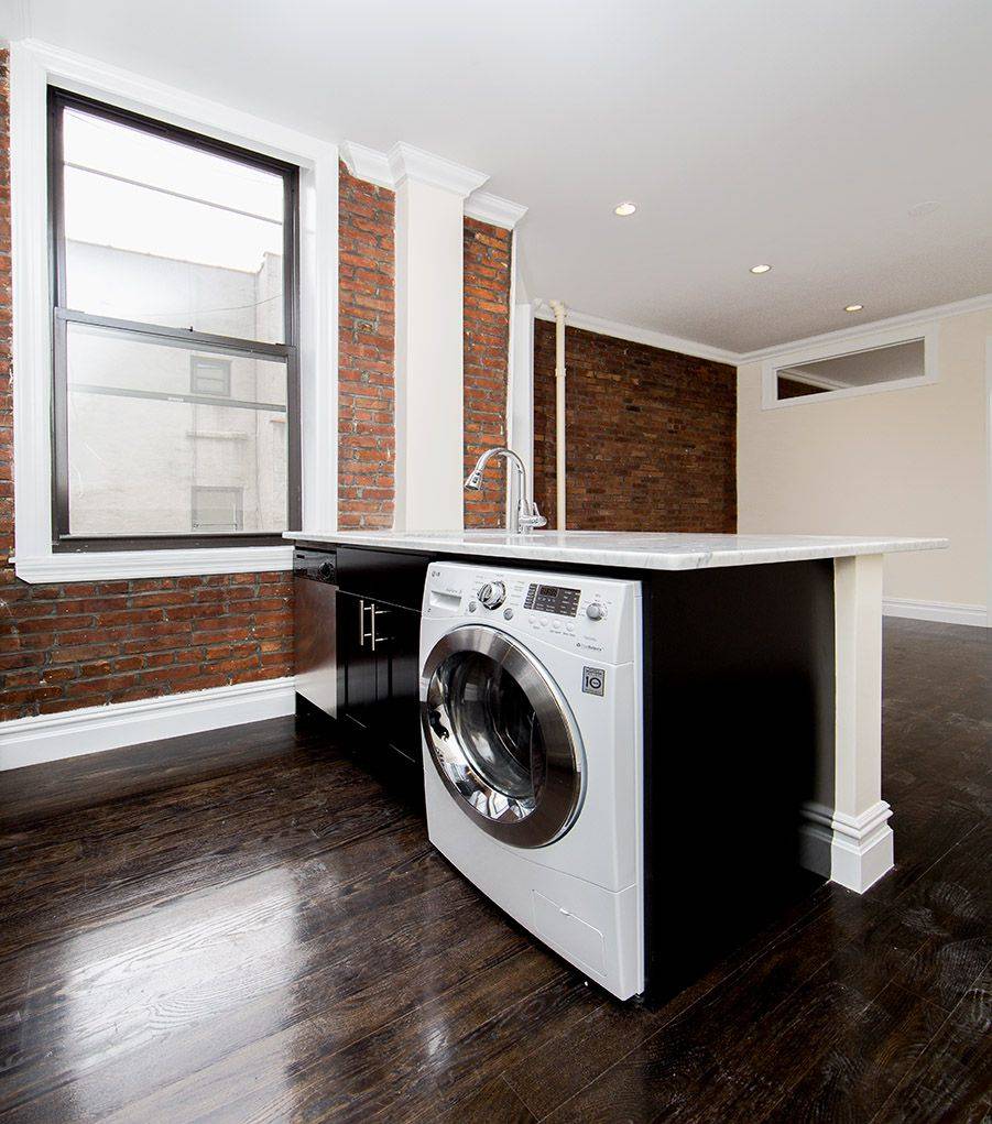 No Fee- Ultra prime East Village- 2nd ave between 7th and 8th st- Brand new true 2 bed 2 full bath washer/dryer in unit.
