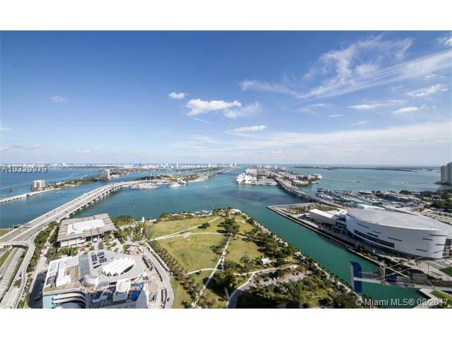 ALL DIRECT WIDE BAY/BEACHES VIEWS FROM THIS MAGNIFICENT 3 story penthouse condo in the sky (42-45 floors) direct east