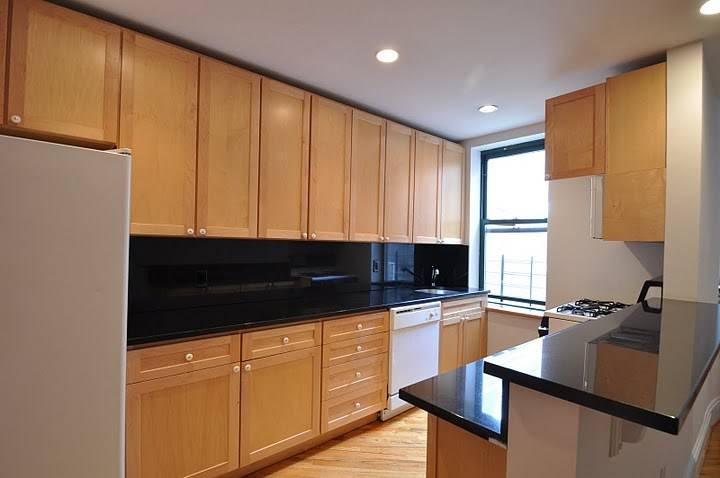 Upper East Side-Gut Renovated 2bd/2ba_Close to 2nd Ave Subway