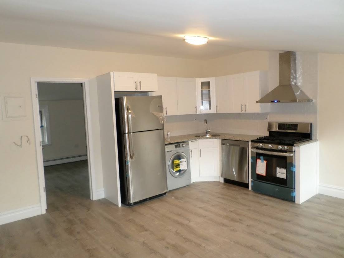 Newly renovated 1 bedroom apartment w/ all new stainless steel appliances