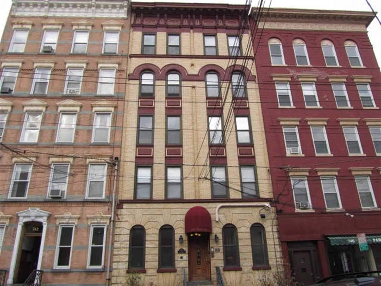 Exceptional 2B/1B condo in the heart of Hoboken - 2 BR New Jersey