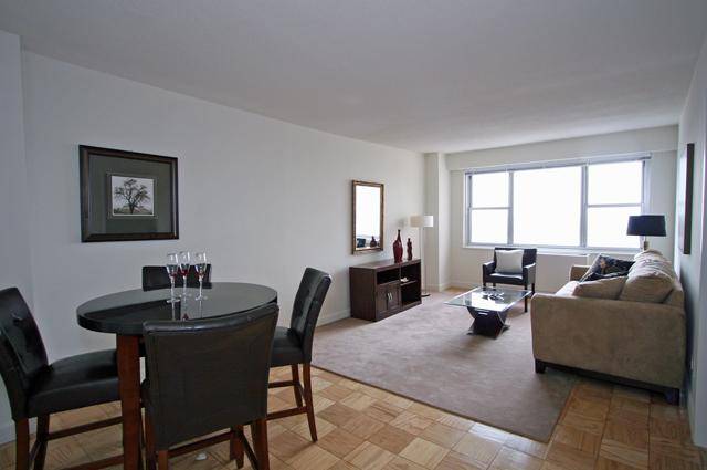 Upper East Side- 1 bedroom with Open City View in Luxury Building