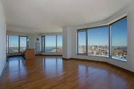 NO FEE TWO BED/TWO BATH APARTMENT WITH W/D IN UNIT IN ICONIC LUXURY BUILDING ON THE FIDI/TRIBECA BORDER