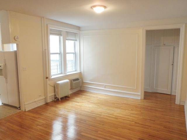 SunFilled Three Bed Room 1 Block for The Park and Subways