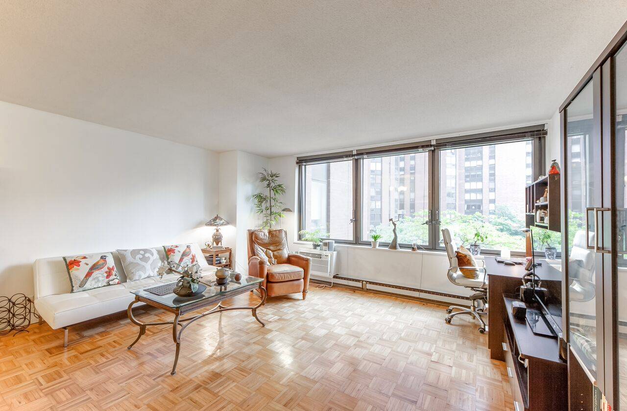 Beautiful Airy One-Two Bedroom Doorman Building Upper East Side!By Q/4/5/6