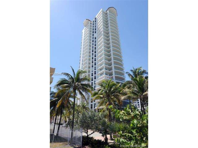Beautiful 2 bedrooms/2 bathrooms furnished apartment with ocean & bay views