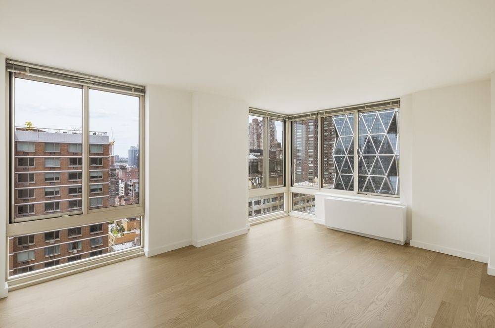 Gorgeous One Bedroom in Midtown with City Views