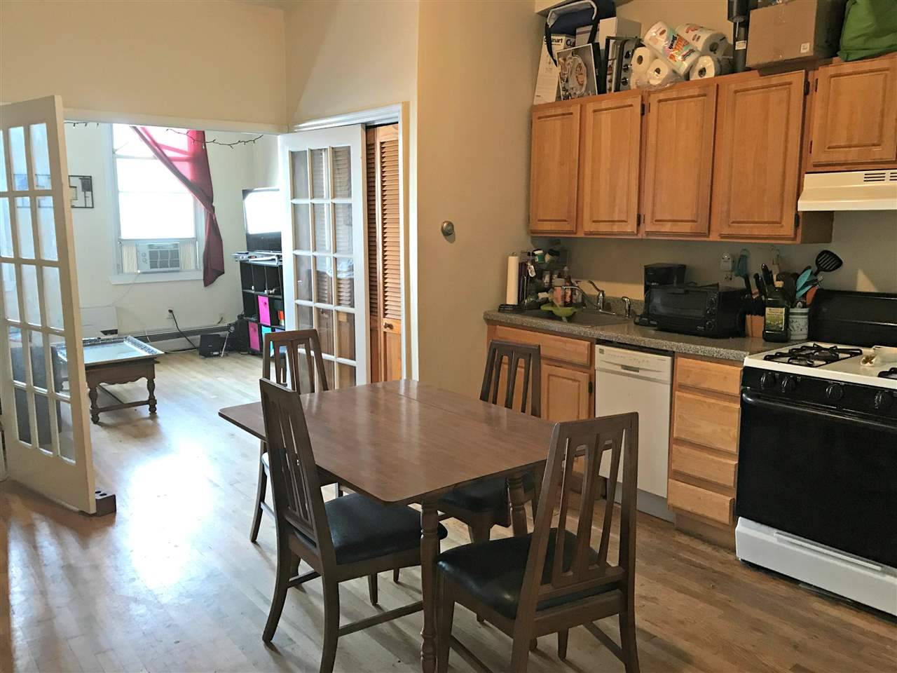 Great downtown location - 2 BR New Jersey