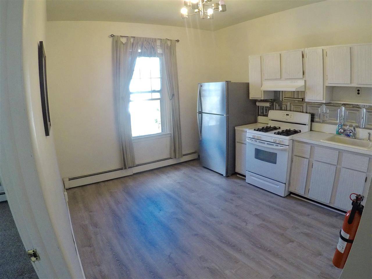 Beautiful and spacious true 3BR in Weehawken - 3 BR New Jersey