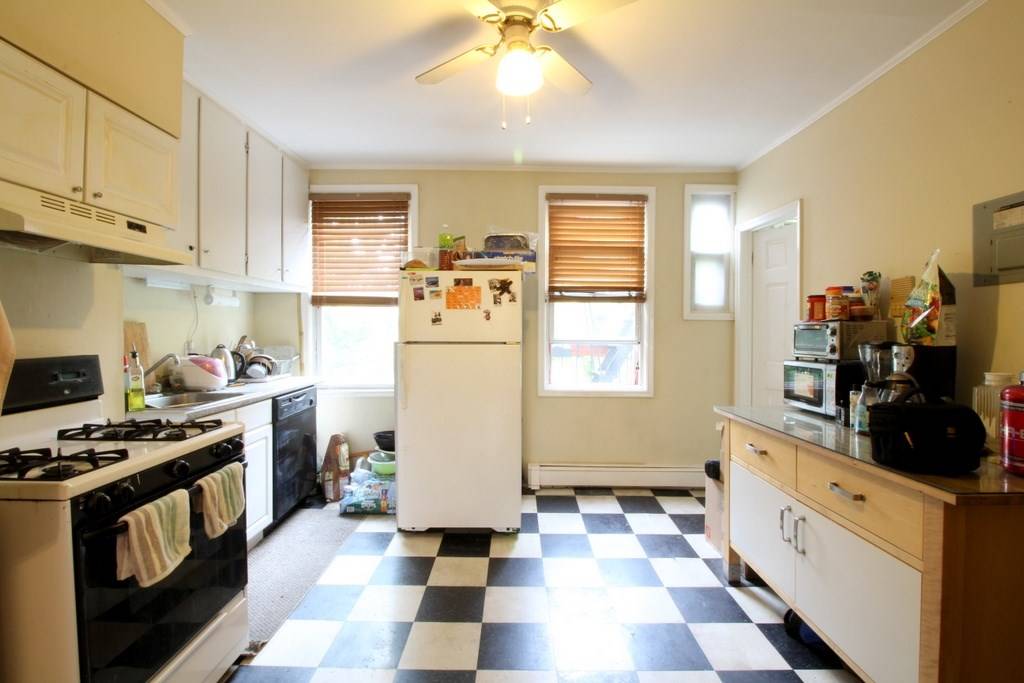 Beautiful one bedroom + Den in downtown JC - 1 BR New Jersey