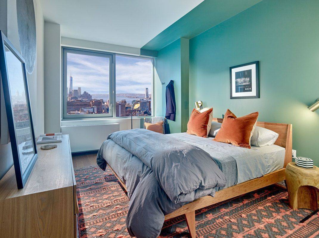 LUXURY ONE BEDROOM.NEW TO MARKET.DOORMAN.LAUNDRY.HUDSON YARDS.RIVER VIEW