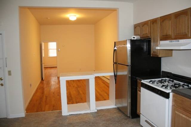 Must see this sunlit apartment - 1 BR New Jersey