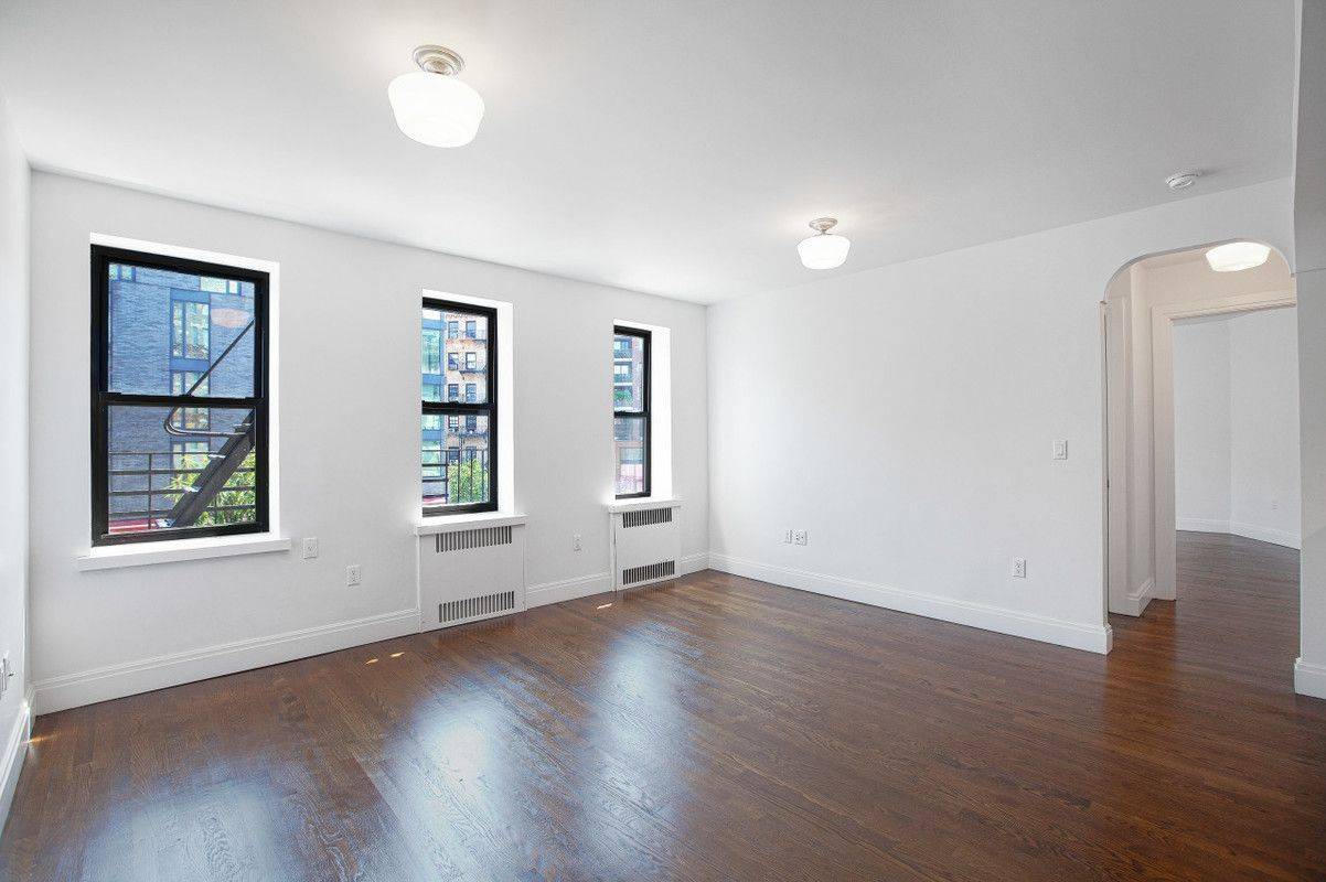 GREAT WEST VILLAGE LOCATION..WASHINGTON SQUARE PARK..RENOVATED 3 BEDROOM 3 BATH..CONVENIENTLY LOCATED FOR TRANSPORTATION