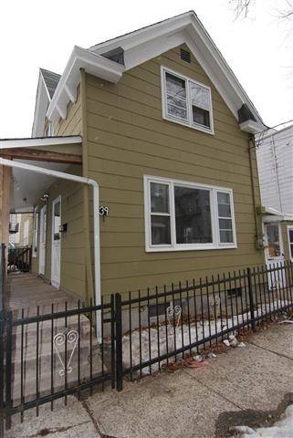 The perfect starter home in JC Heights - 2 BR New Jersey