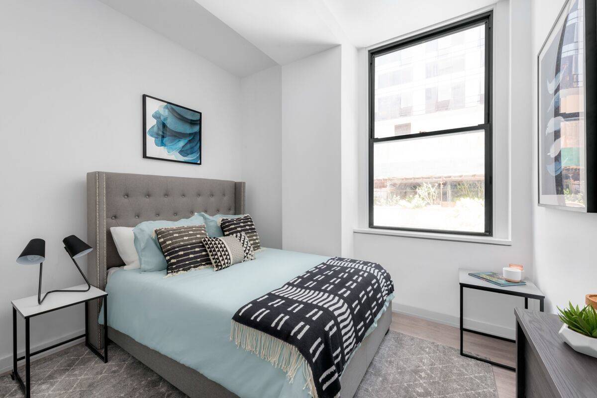 BEST VALUE Brand New No Fee 1 bed bath apartment in Luxury FiDi Building with W/D in Unit