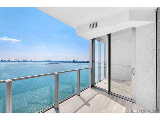 Beautiful 2 bedroom 2 bath residence in the newly built Biscayne Beach Condo