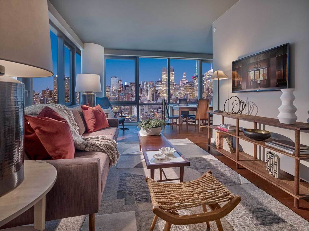 Luxury One Bedroom Apartment in Hudson Yards
