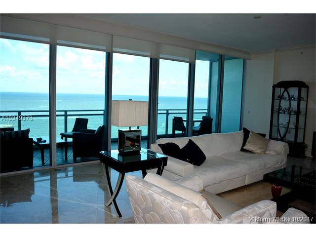 SEASONAL RENTAL AT RITZ CARLTON BAL HARBOUR THE MOST LUXURIOUS BUILDING OFFERS 3 BEDROOMS AND 3