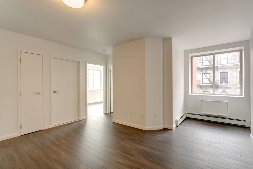 BEAUTIFULLY RENOVATED 2 BED | 1 BATH IN THE EAST VILLAGE