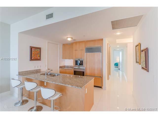 Private lobby leads into your residence & Stunning floor to ceiling Ocean views