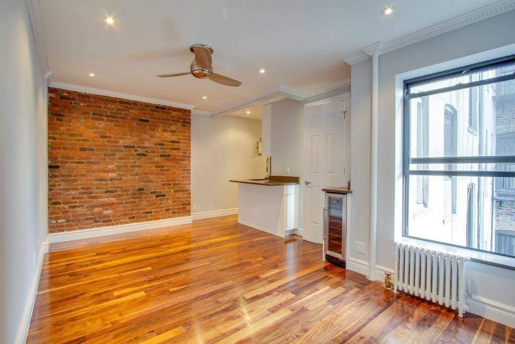 Gorgeous 2 Bed In Upper East Side Below Market Price