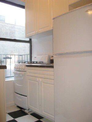 LOWER EAST SIDE - Bright Spacious 3 Bedroom With Two Full Bathrooms!!!
