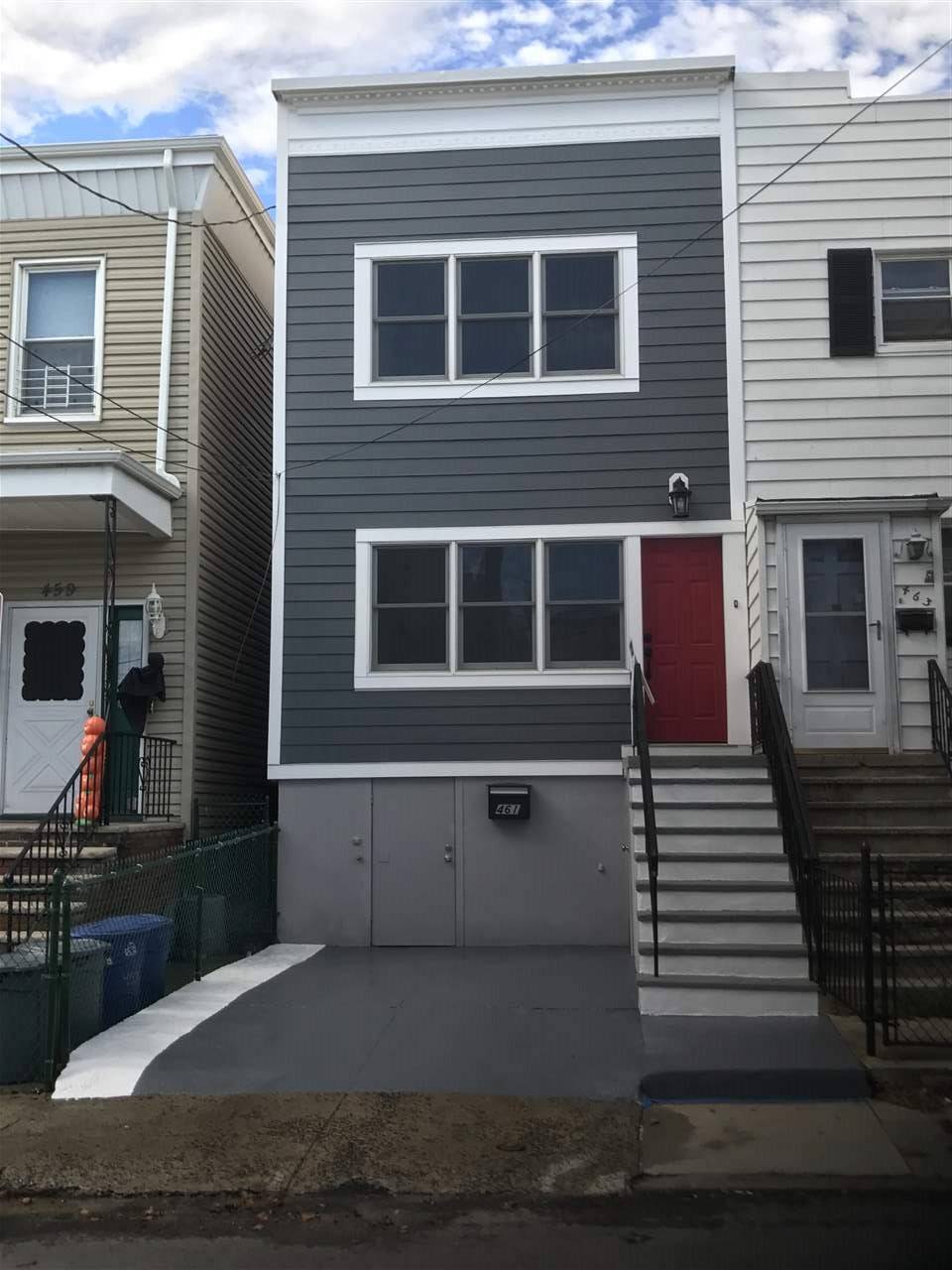 Townhouse Style - 3 BR New Jersey