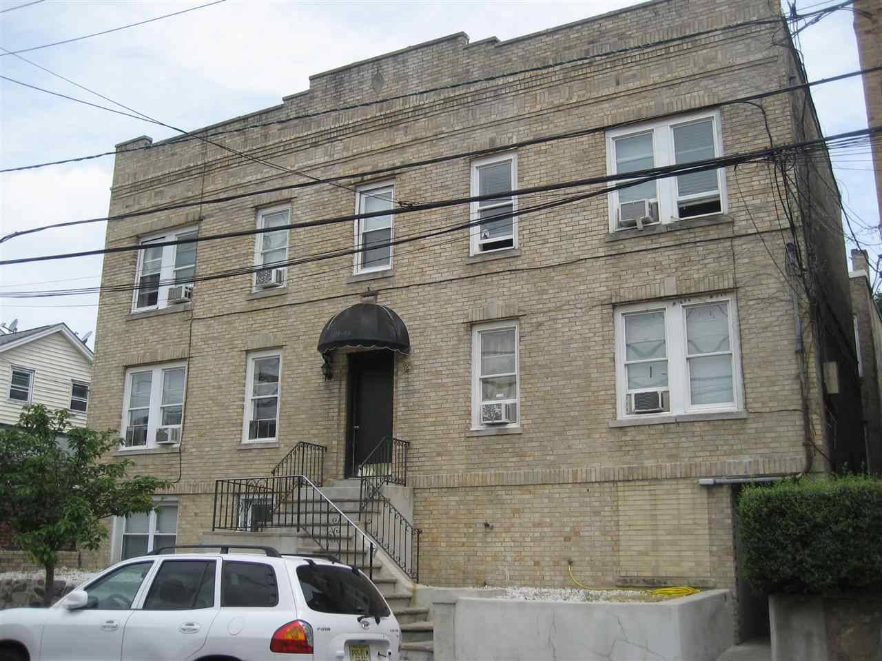 TWO BEDROOMS ONE BATH CONDO IN GREAT LOCATION OF NORTH BERGEN