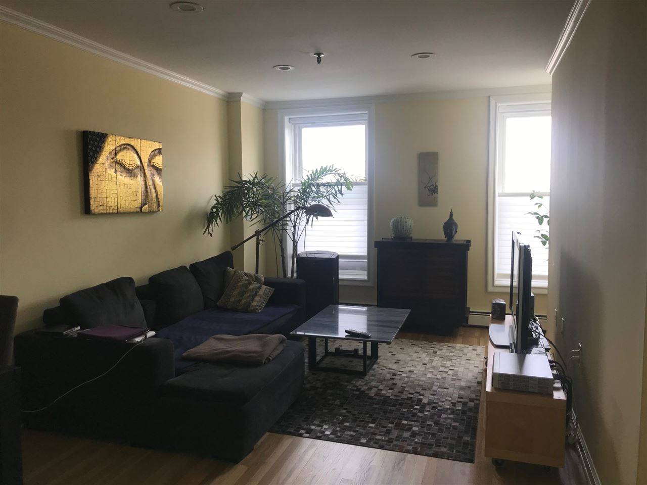 One block to Grove Street Path - 1 BR New Jersey